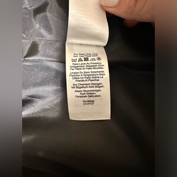 DKNY Women’s Black Blazer - Picture 11 of 11